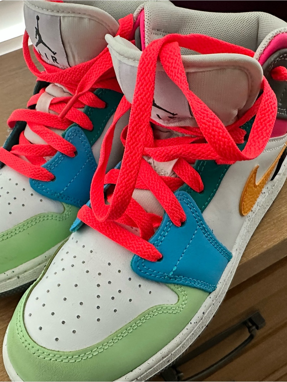 Nike JORDAN Kids' Multicolor High-Top Sneakers with Neon Pink Laces